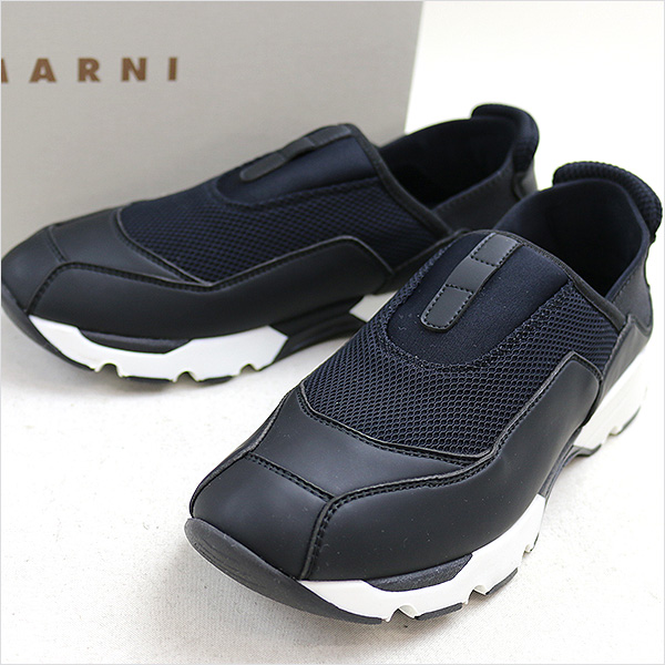 本日MARNI 15aw SCARPA SNEAKERをお買い取りさせて頂きました！！