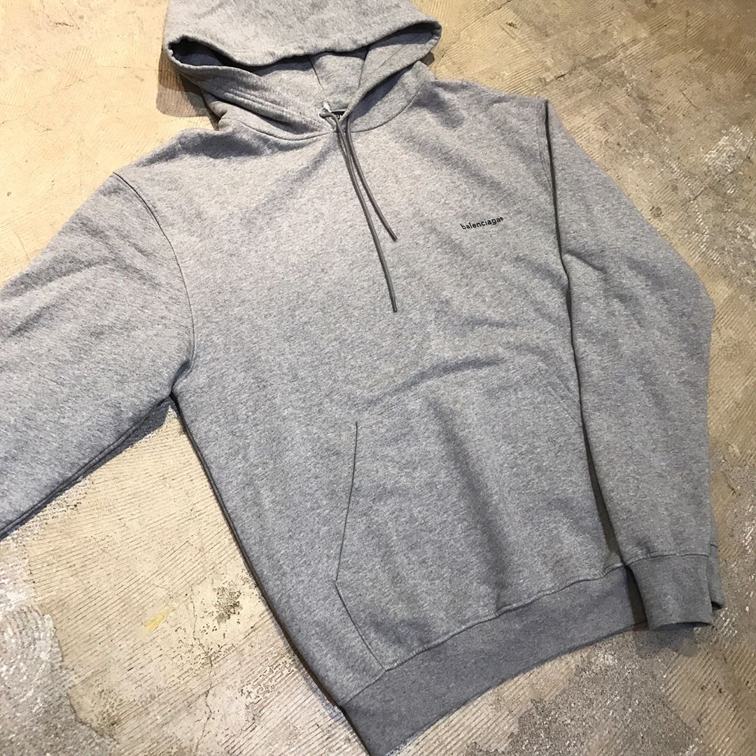 BALENCIAGA 17AW Small Logo Hoodie ロゴプリントプルオーバーパーカー