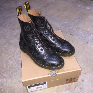 Supreme × UNDERCOVER × Dr.Martens 16AW Anarchy 8-Eye Boot UK8