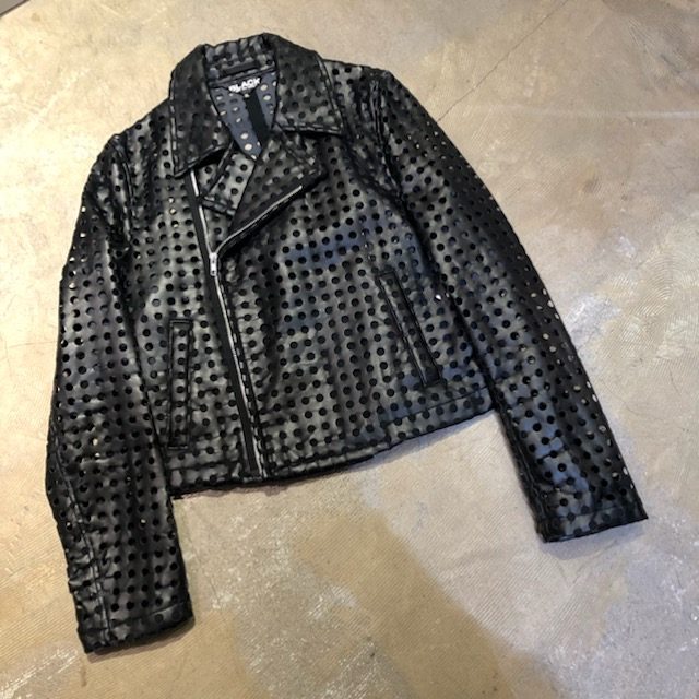 BLACK COMME des GARCONS パンチングデザインフェイクレザーライダースジャケット